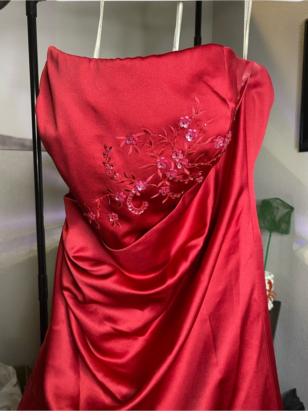 David's Bridal Strapless Satin Gown in Deep Red - Picture 3 of 11